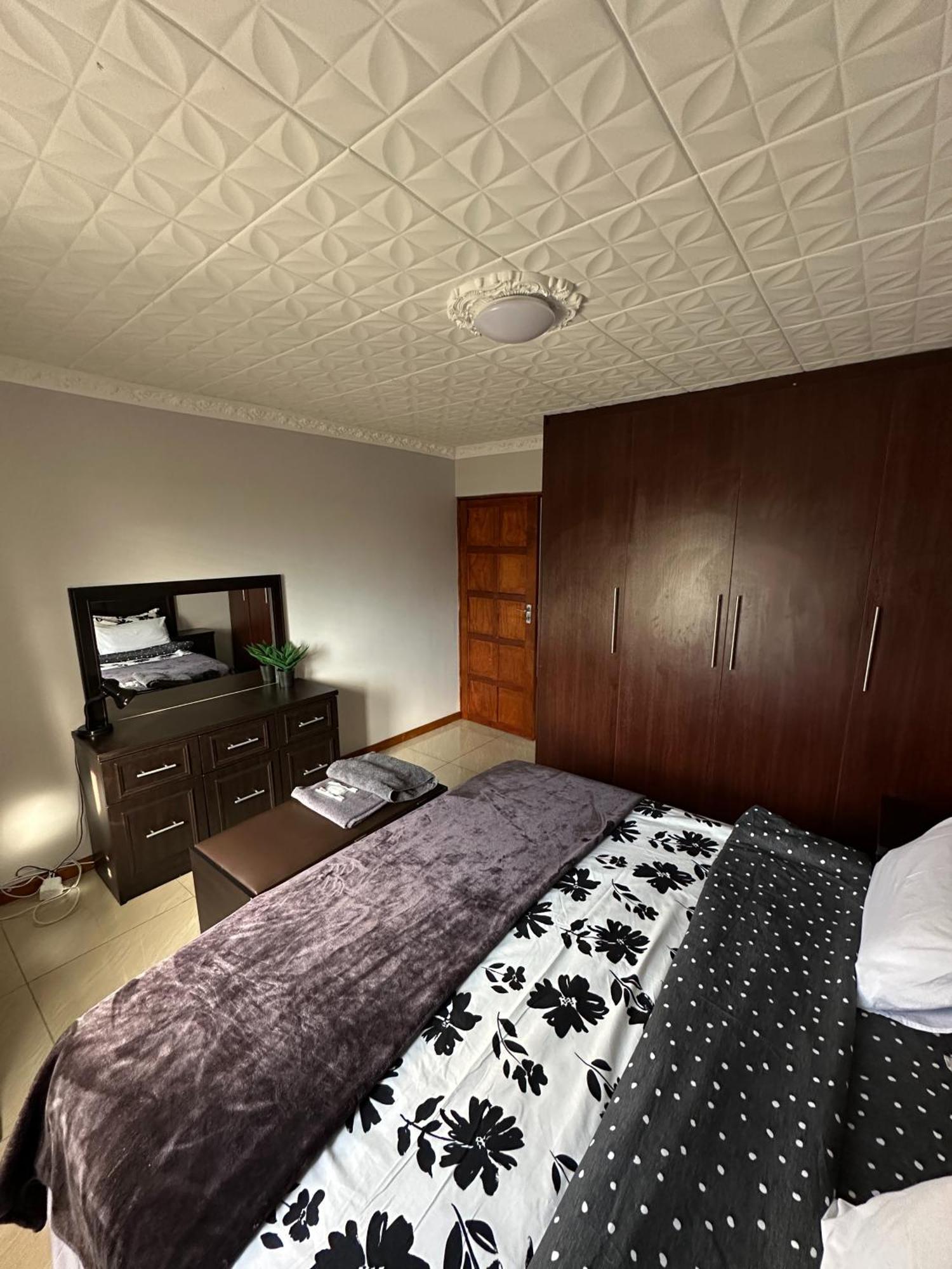 Luxurious 4 Bedroom Family Appartement *