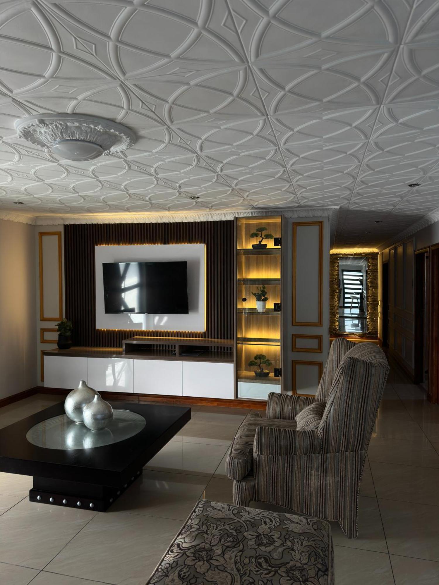 Luxurious 4 Bedroom Family